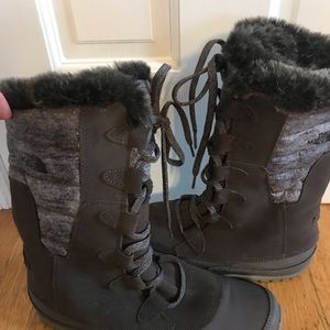 New North Face boots size 10